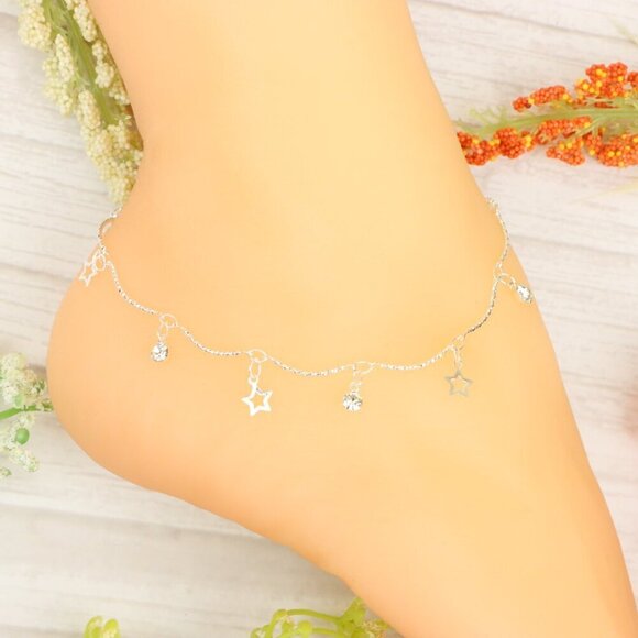 "Handmade Anklet – Elegant & Delicate Jewelry for Women | UNVRC1061 - Picture 6 of 10